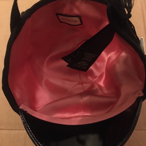 NWT Gucci x Chloe Riding Style Satin Cap with Chin Strap in Black & Pink medium - Picture 7 of 7