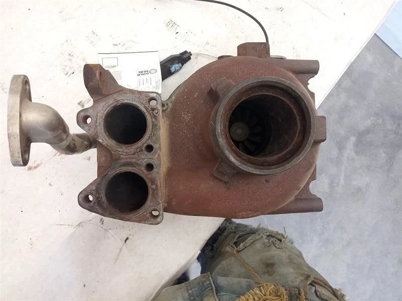 Turbo/Supercharger 6.6L Fits 17-19 SIERRA 2500 PICKUP 2891862 - Image 3 of 4