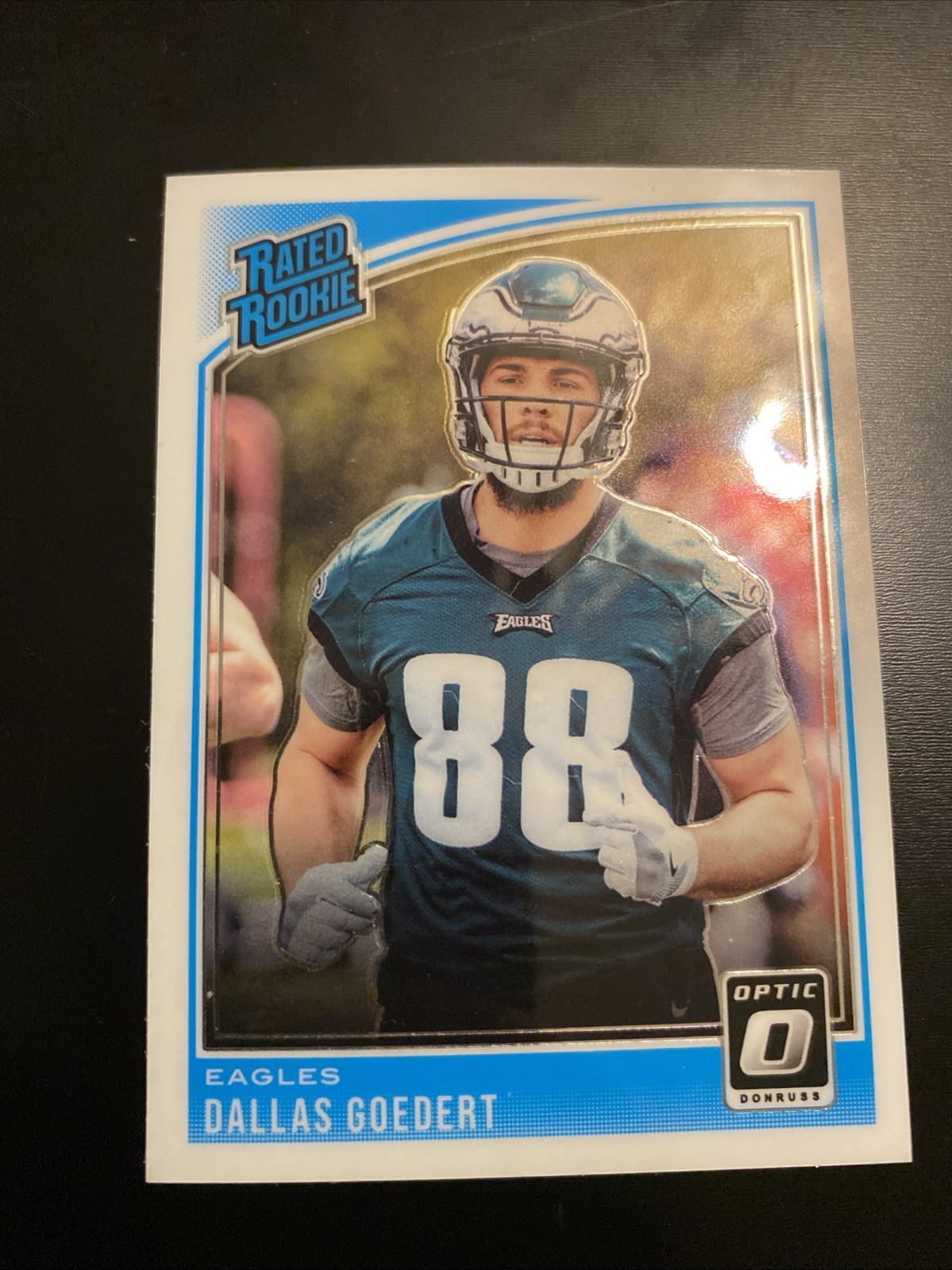 2018 Donruss Optic - Rated Rookie Dallas Goedert #197 Holo Prizm (RC)