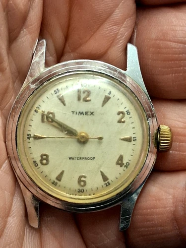 VINTAGE TIMEX US TIME CORPORATION WATERPROOF, DUSTPROOF WATCH FACE AND MOVEMENT