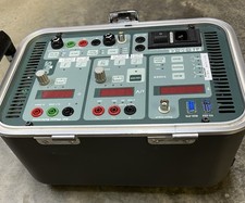 SMC PTE-50-CE Electrical Test Equipment  Powers Up. Untested Calibration Sticker