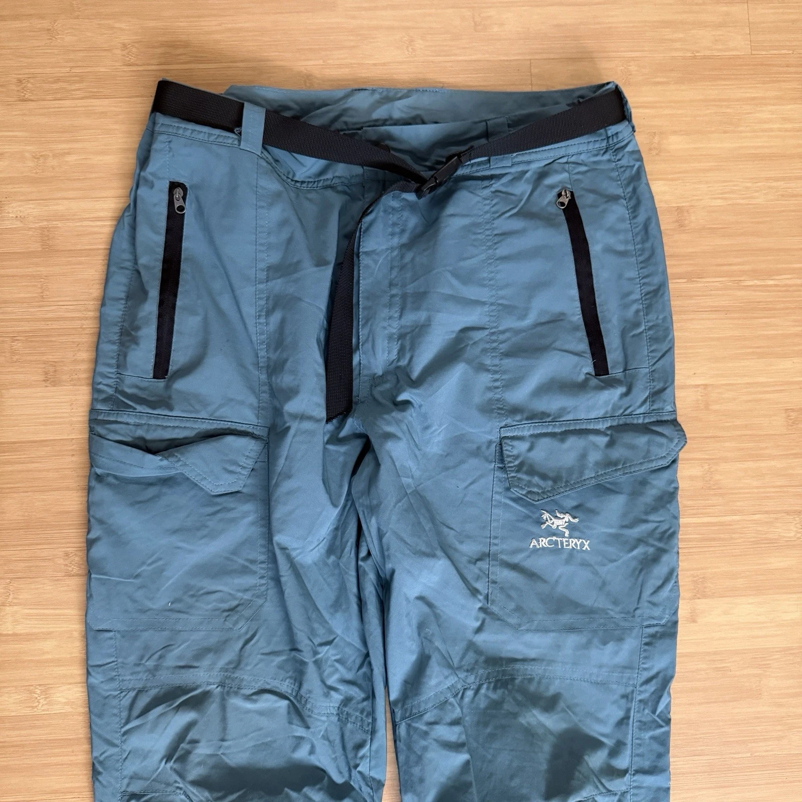 Arc'teryx Softshell Pants Womens XL Teal Blue Green Hiking Outdoor Gorpcore
Opens in a new window or