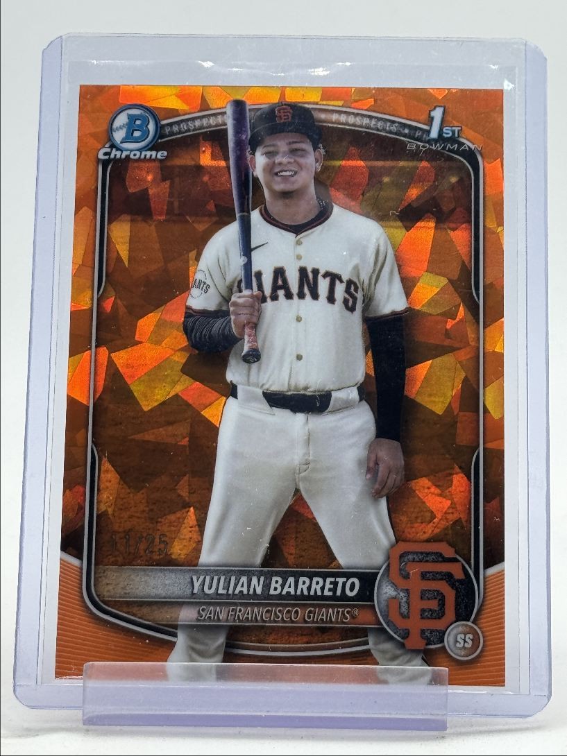 YULIAN BARRETO 2025 BOWMAN CHROME 1ST SAPPHIRE ORANGE GIANTS /25 Q0208