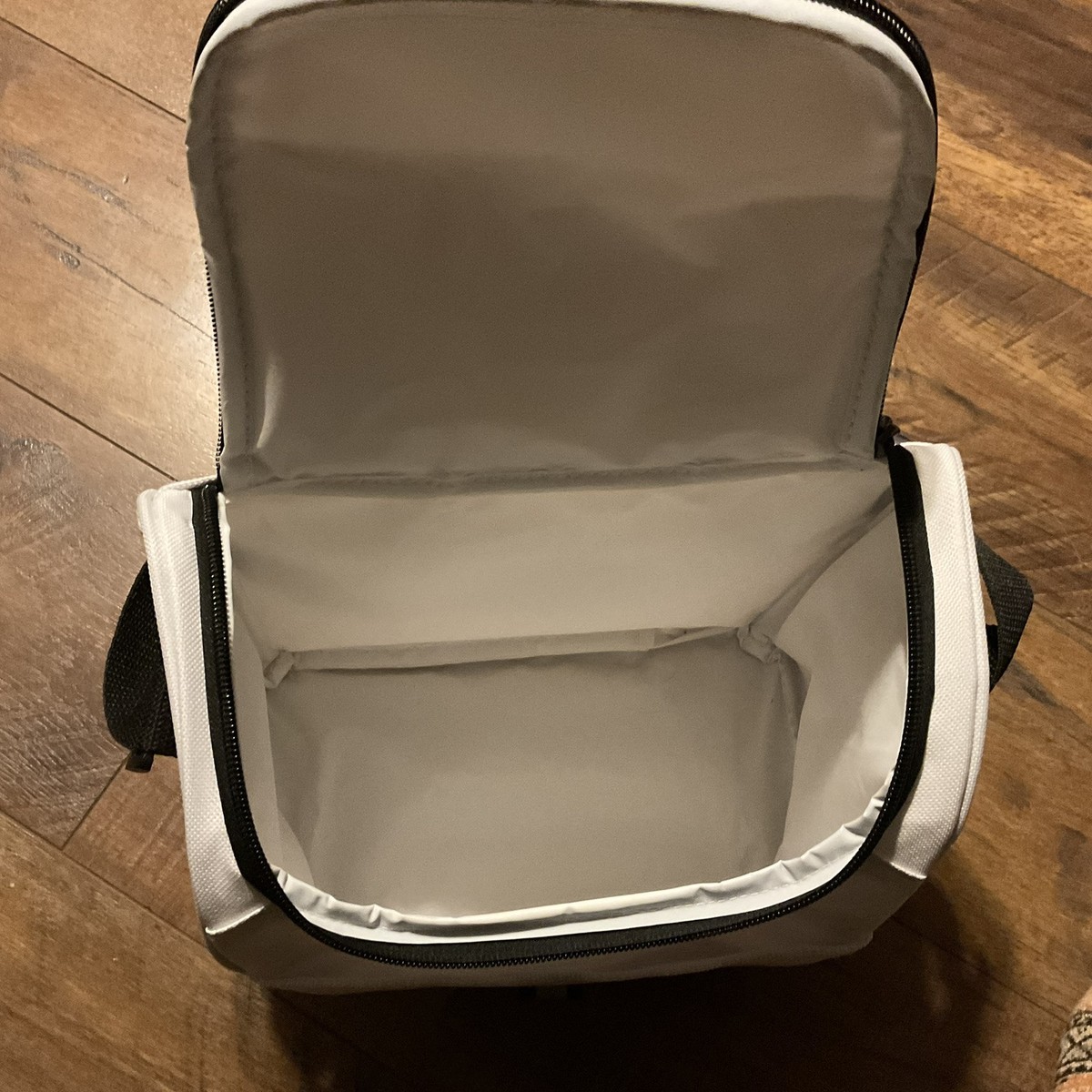 New White Claw Hard Seltzer Insulated Backpack Cooler 12”x9”x9.5” #summer #beach White Claw Hard Seltzer Small White Insulated Cooler  main image 4