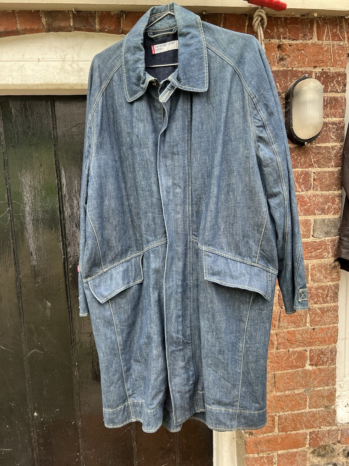 Levi’s Engineered Coat Large - image 1