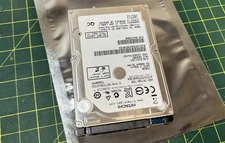 HITACHI 750Gb 2.5" HDD HARD DRIVE 7K750-750 HTS727575A9E364 0J21103 7200RPM 	