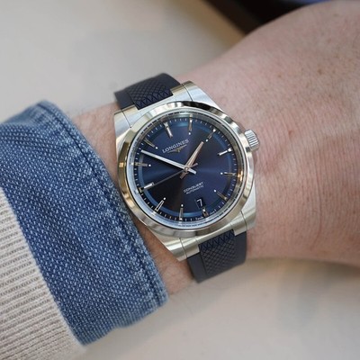 Longines Conquest - L3.830.4.92.9