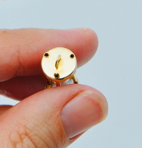 Vintage 14k Solid Gold White Sand Hourglass Glass Charm - Time Turner 3D - Picture 5 of 6