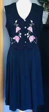 Vtg  Floral Embroidery Pleated Dress Womens Sz 12 Navy Boho Cottagecore Classic