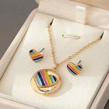 Elegant Heart Pendant Necklace and Stud Earrings Set Classic Love Charm Jewelry