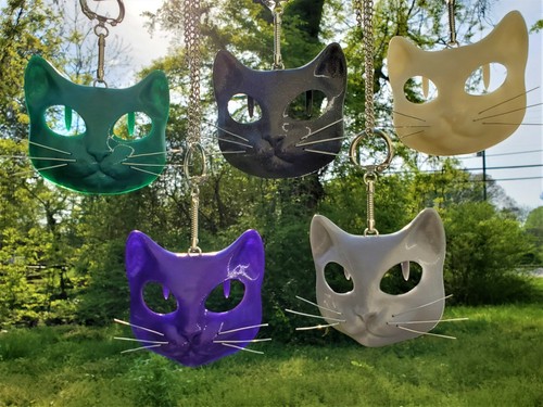 Cat with Following Eyes Keychain / Car Hanger - Creepy Cute Motion Art Pet Gift - Picture 6 of 7