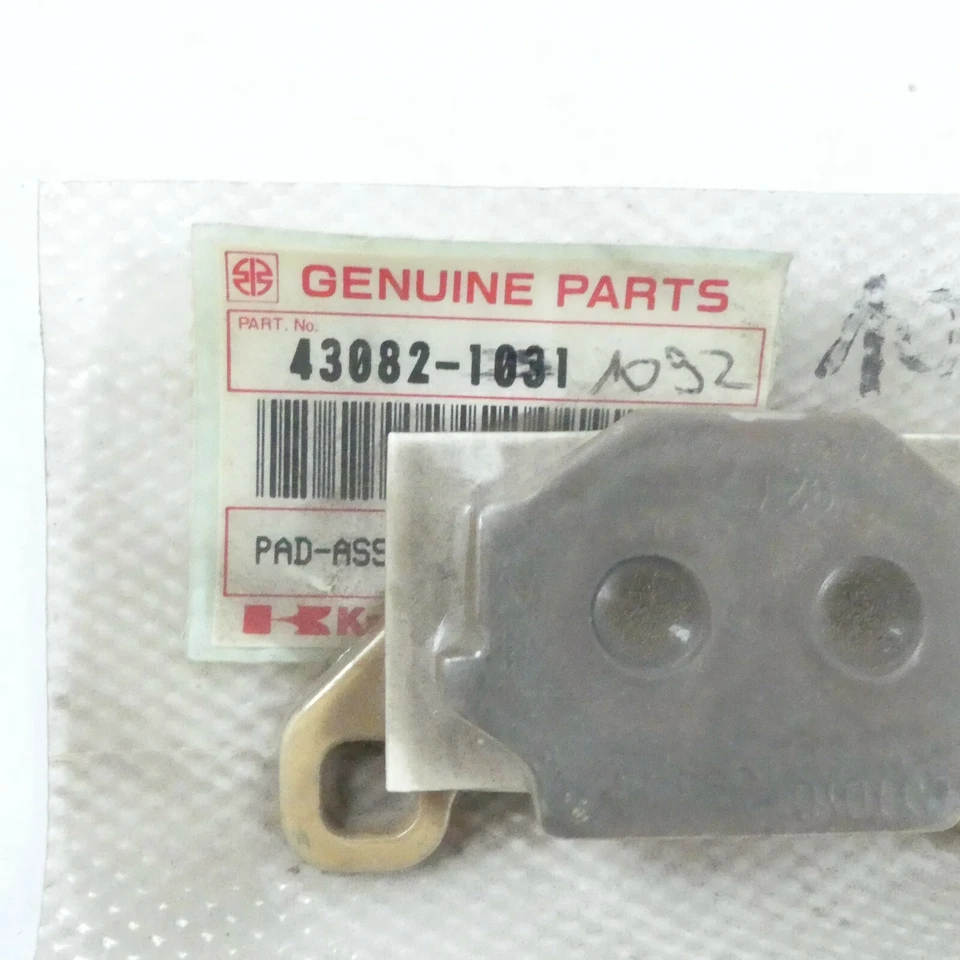 original Kawasaki GPZ 305 KX 500 Bremsbeläge Bremsklötze vorne hinten 43082-1092 - Bild 3 von 3