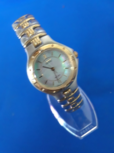 citizen eco-drive women's watch two tone WR100 B033-H27562 NEW BATTERY - Picture 10 of 11