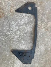 MGB / MGB GT RADIATOR DIAPHRAGM / SUPPORT PANEL - CHROME BUMPER CARS - SOLID