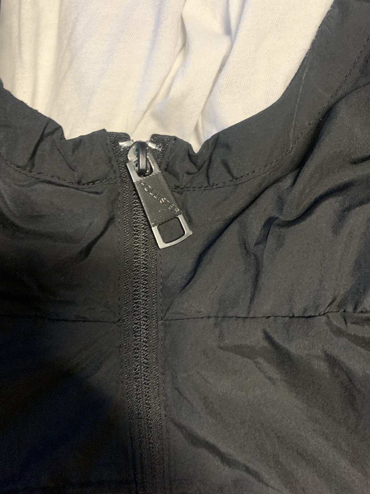 Hollister Women's Cropped Zip Up Hooded Windbreaker RED Jacket MEDium