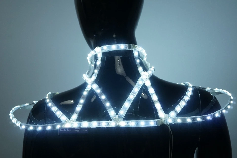 Conjunto Rave Disfraz LED Piezas de Hombro Iluminadas Foto 4 de 4