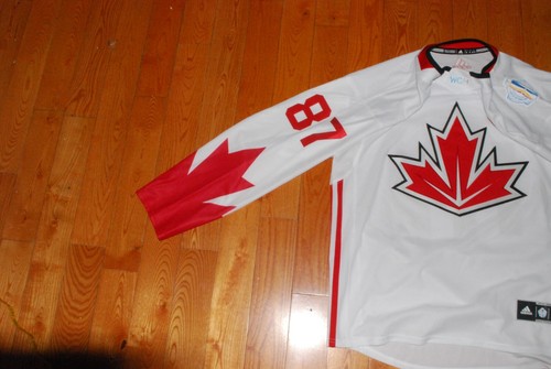 Adidas World Cup of Hockey XXIII Sidney Crosby #87 Hockey Jersey from 2016 - Picture 6 of 12