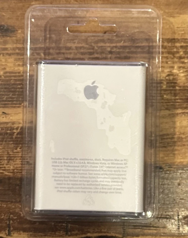 Apple iPod Shuffle 2nd Generation 1GB A1204 - Image 2 of 4