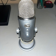 Blue Yeti USB Condenser Microphone Gray w/ St...