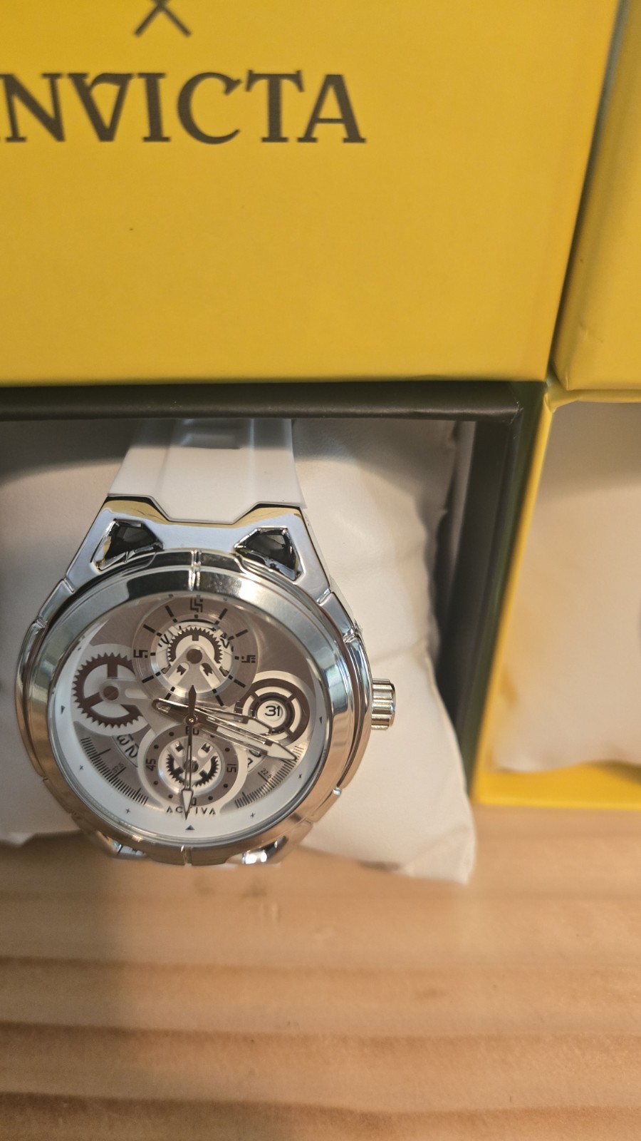 Наручные часы New In Box