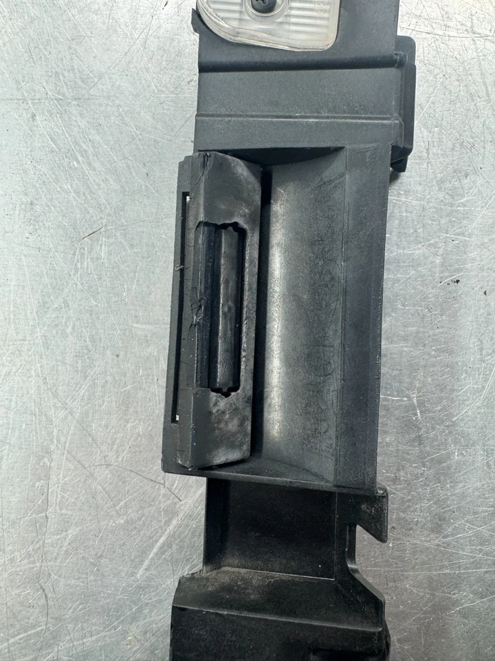 Conjunto de lámpara KIA Sedona 2019-2025 genuina placa de licencia negra OEM 92500-A9000 Foto 3 de 4