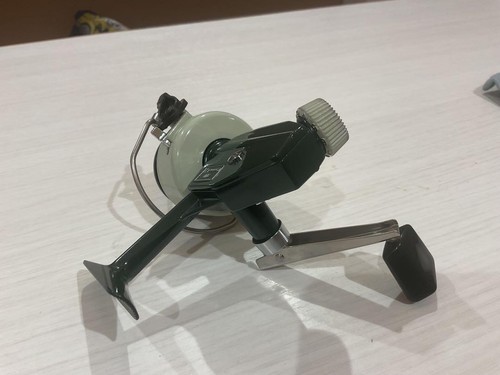 Ab Cardinal 33 Reel With Fishing Box Lure - Picture 8 of 15