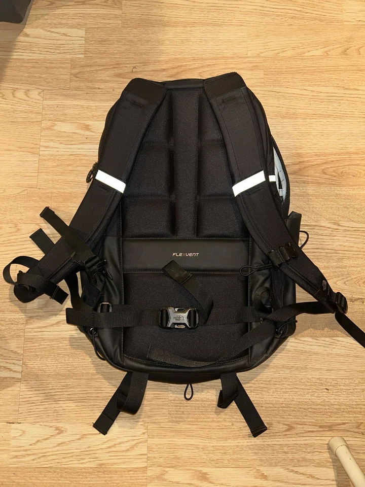 Bolso de Senderismo The North Face Borealis Negro / Bolso de 3 Niveles / Probado Foto 2 de 4
