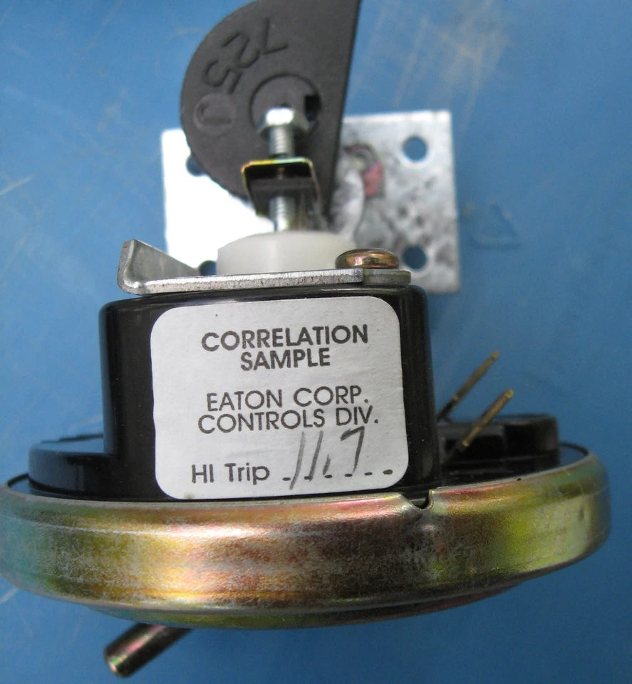 Interruptor de presión de nivel de agua Amana Speed Queen Maytag 36045 738-815-2 40055101 Foto 3 de 4