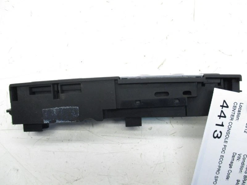 9202948 CONSOLA CENTRAL PDC ECO-PRO SPORT INTERRUPTORES Se adapta 09-15 BMW 750i 30174 Foto 3 de 4