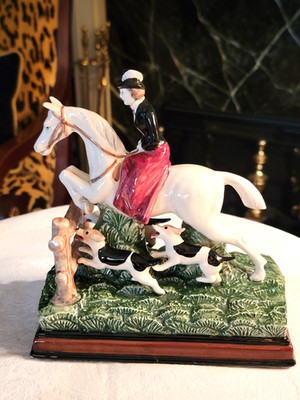 RARE, FITZ & FLOYD PORCELAIN 'THE HUNT', LADY RIDING HORSE WITH HOUNDS, 8''H