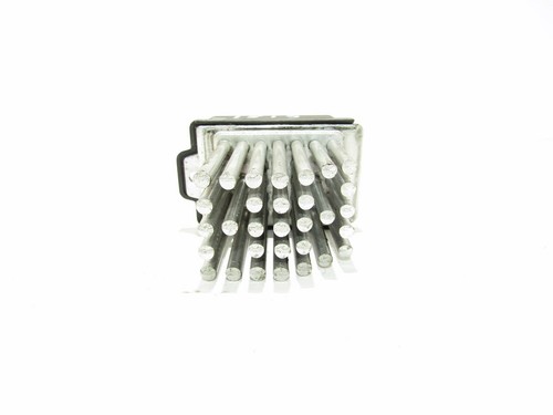 Audi A6 C5 Widerstand Gebläsemotor heater resistor relay 4B0820521 5DS006467-02