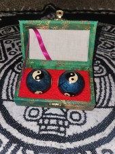 CHINESE HEALTH EXERCISE STRESS BAODING BALLS RELAXATION THERAPY YIN YANG DESIGN