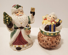 Vintage 1994 OCI Div of FF Santa and Mrs Claus Salt  Pepper Shakers Christmas