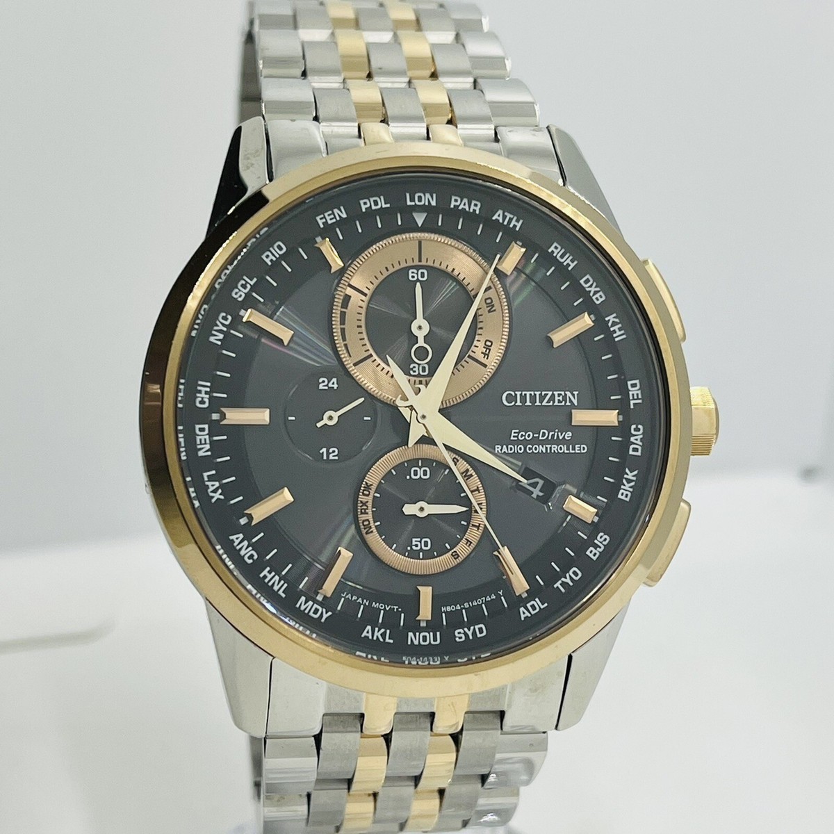 Citizen Men's Eco-Drive Radio Controlled Sapphire World Time Citizen Men's Eco-Drive Radio Controlled Sapphire World Time