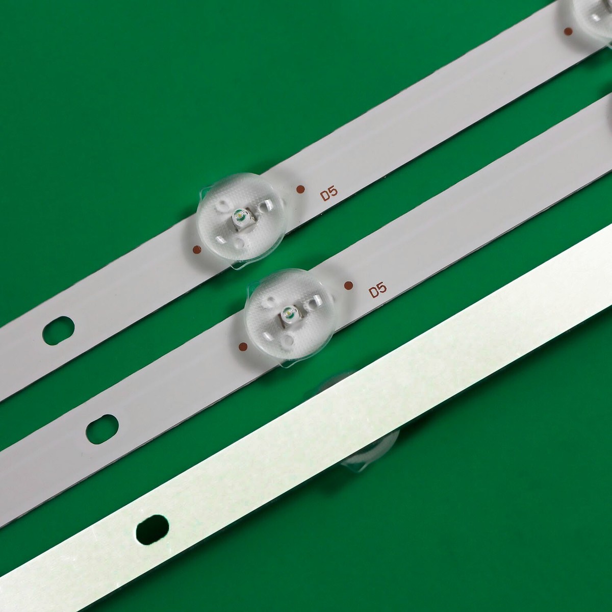 1set LED Backlight Strips For Toshiba 32L1300U 32L1350U 32L2300U