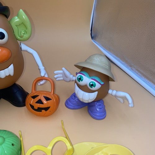 Mr. Potato Head 2002 Hasbro Giant 13" Family Storage Container & Extra Parts - Picture 6 of 10