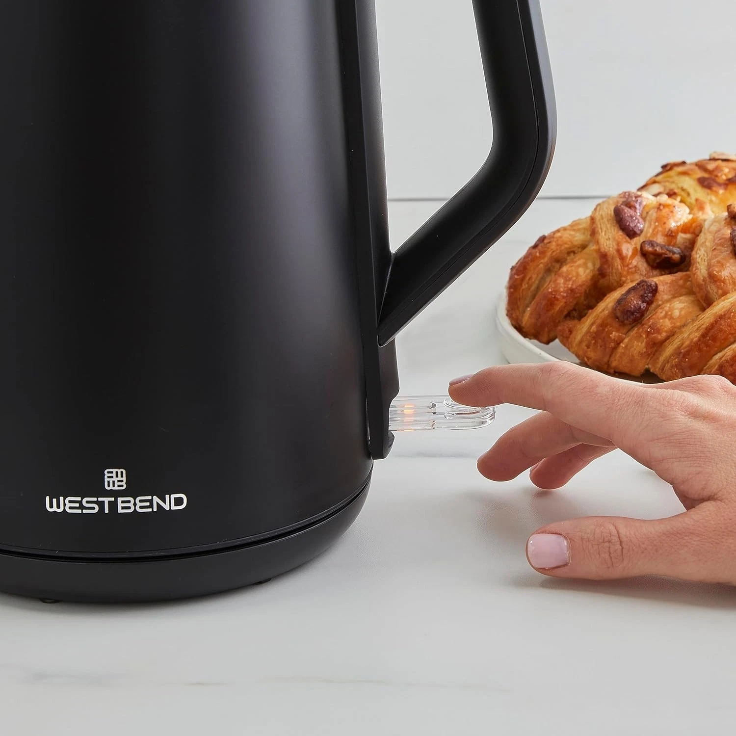 West Bend Cordless Electric Kettle with Stainless Steel Interior