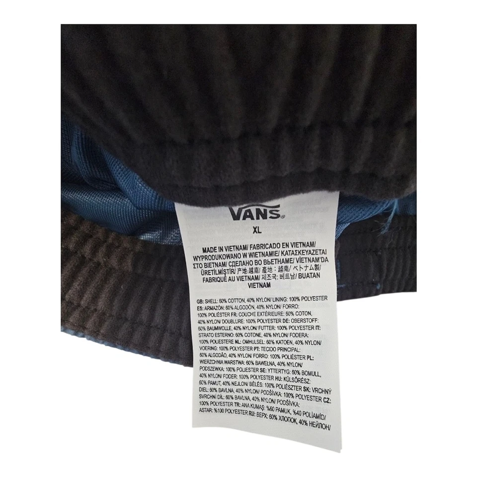 SHORTS KIDS VANS NOVOS COM ETIQUETAS. TAMANHO XL. ACIMA DO JOELHO. - Imagem 4 de 4