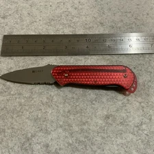 CRKT Taiwan 5212 Rollock Red Pocket Knife Perfect Condition
