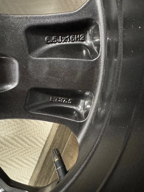 Original Winterradsatz Ford Eco-Sport 6.5x16 mit 205/60 R16 Semperit Master+RDKS - Bild 3 von 3