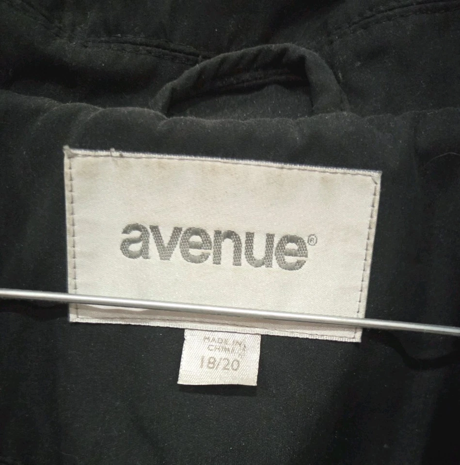 Женский черный плащ Avenue размер 18/20 плюс размер на пуговицах - Изображение 3 из 4