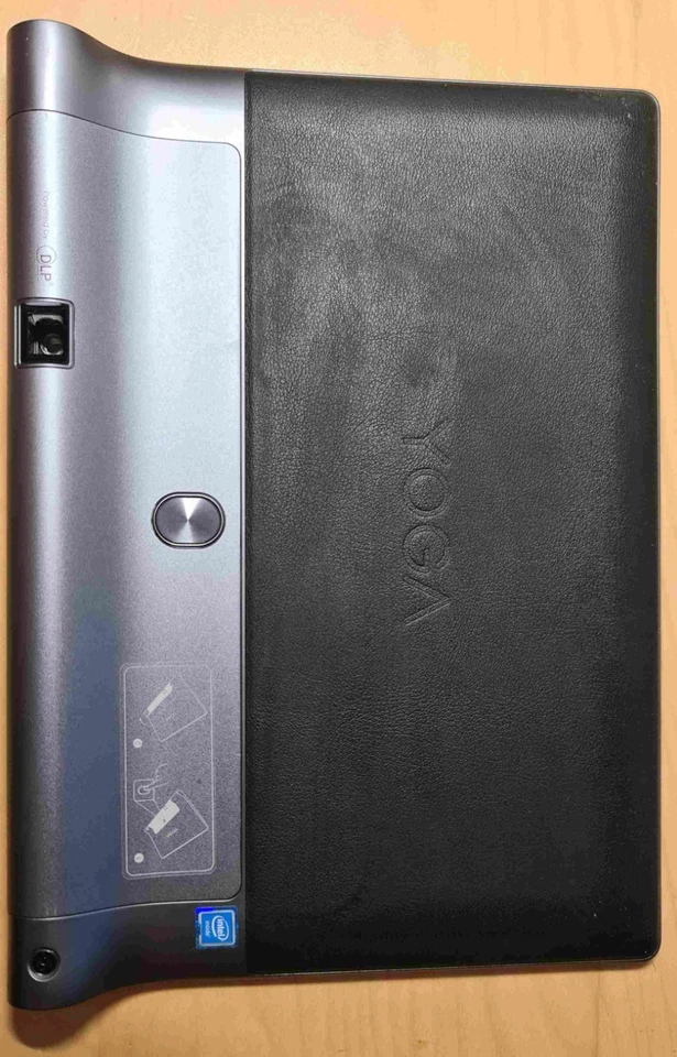 tablet LENOVO Yoga Tab 3 Pro10 con Proiettore, Display 2560x1600 IPS multi-touch - Immagine 2 di 4