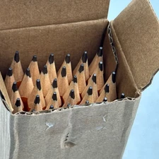 Amazon Basics Presharpened Wood-Cased Pencils #2 HB 30 Pack C250101PEPKL Office