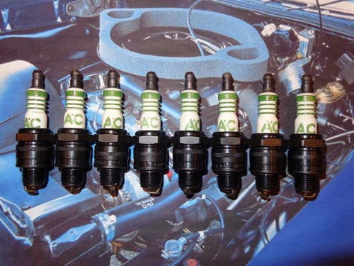 'NOS'.. AC - R44S Spark Plugs .....'Ram Air' GTO, Firebird, 442, LeMans....etc.. - Picture 2 of 13