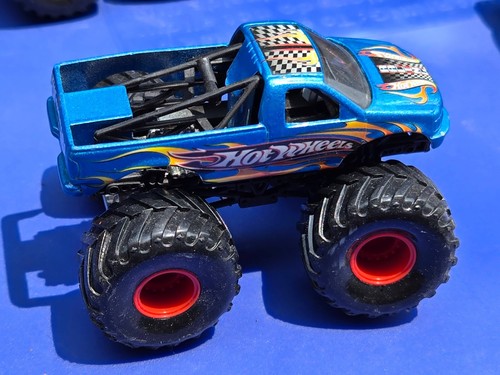 Hot Wheels Monster Jam FLASHFIRE Metal Base 1:64 Monster Truck Backdraft Meents - Picture 10 of 24