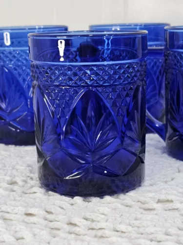 4 Cristal D'Arques Antique Sapphire Blue Mugs 4" coffee tea cups 8 oz vintage