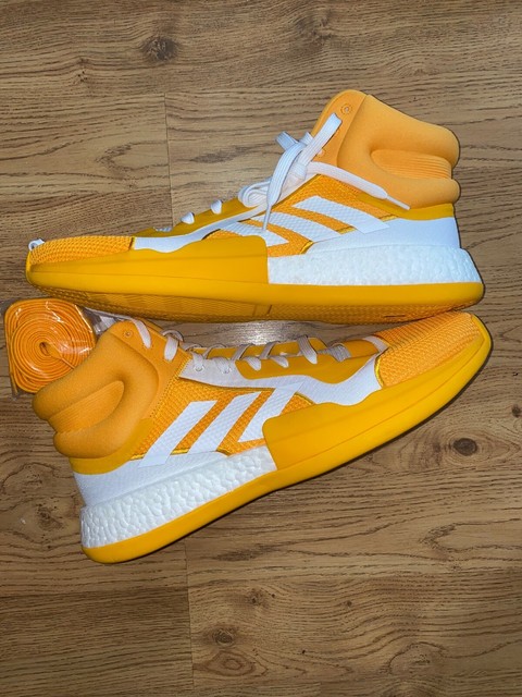 marquee boost yellow