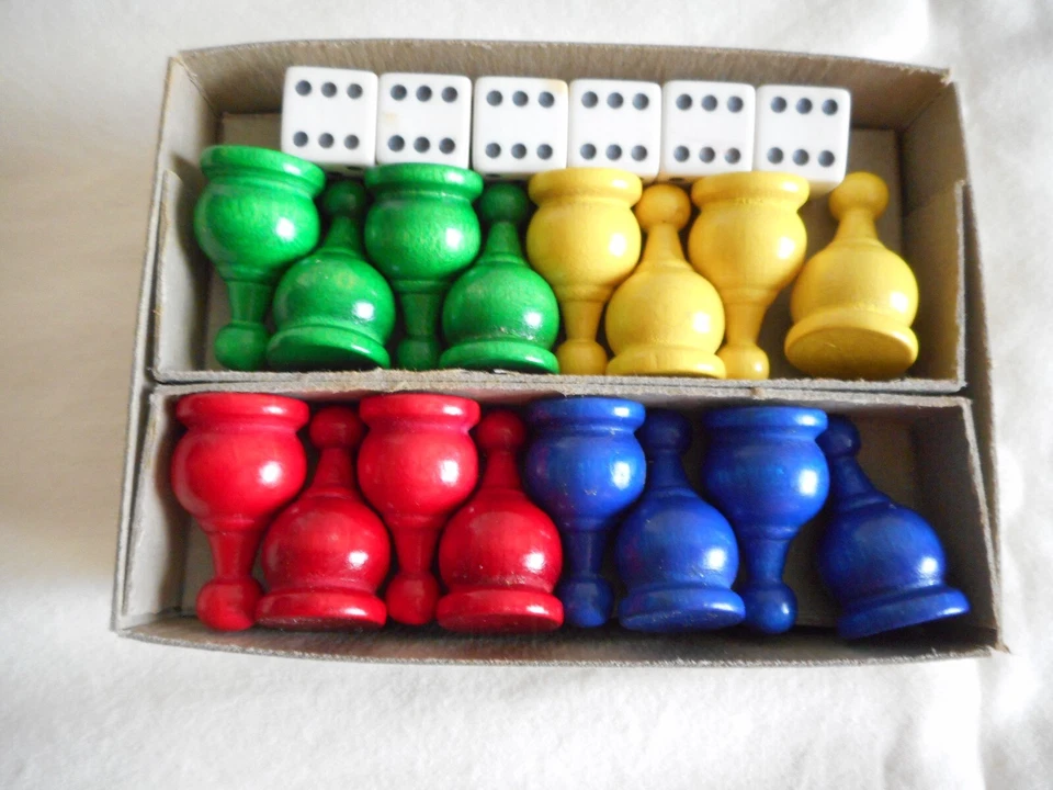 *VINTAGE* Selchow & Righter Parcheesi Game Pieces - Image 2 of 3