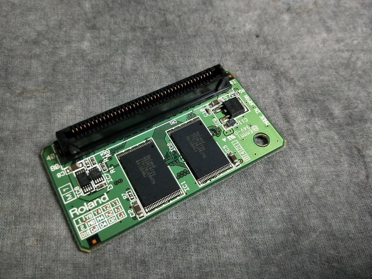 新品 Roland SRX-04 Symphonique Strings Roland SRX-04 Symphonique Strings Expansion Board SRX Series