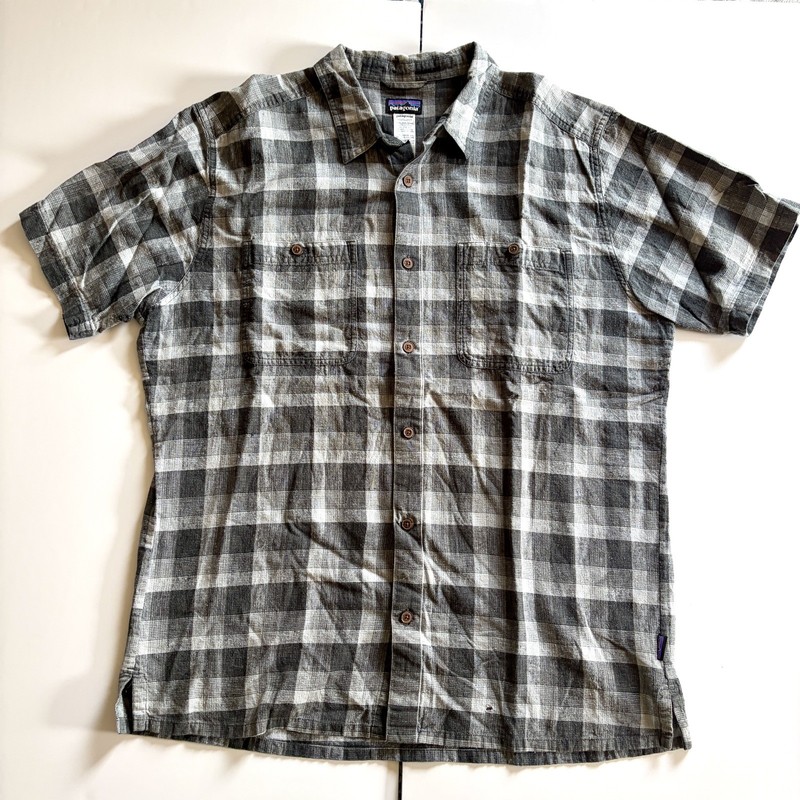 Patagonia Plaid Short Sleeve Button-Up Shirt Hemp Organic Cotton Gray Large